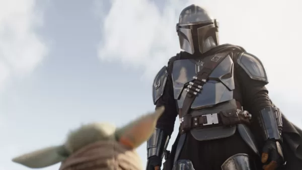Grogu and Din Djarin in 'The Mandalorian' episode 4 | Agents of Fandom