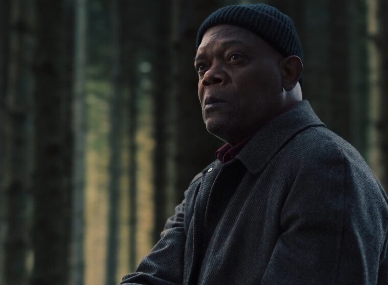 Detective Dan Lawson (Samuel L. Jackson) in the forest in the movie Damaged I Agents of Fandom