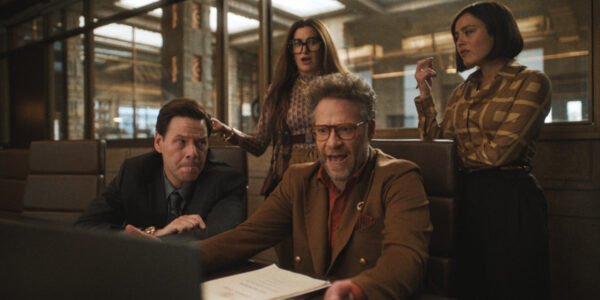 Seth Rogen, Ike Barinholtz, Kathryn Hahn, and Chase Sui Wonders in The Studio | Agents of Fandom