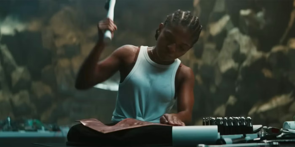 Riri Williams, aka Ironheart, debuts in Wakanda Forever - Agents of Fandom