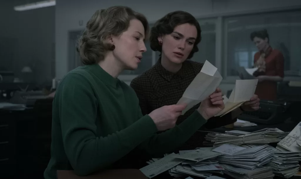 Boston Strangler Director Matt Ruskin inspired by Jean Cole and Loretta McLaughlin, played by Carrie Coon and Keira Knightley | Agents of Fandom