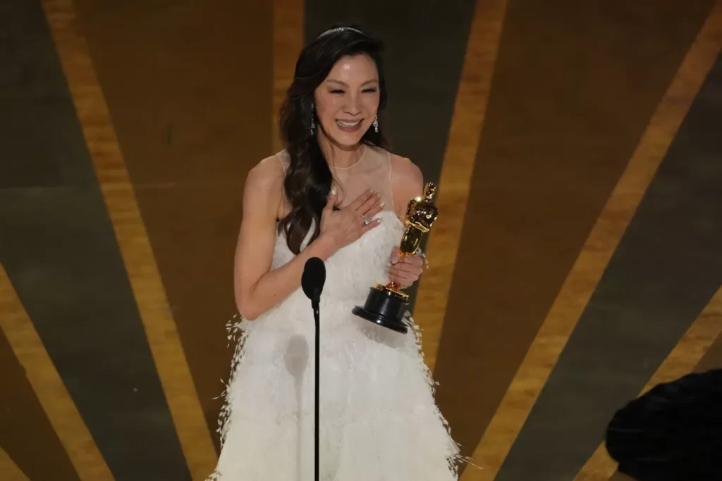 Michelle Yeoh at the 95th Oscars | Agents of Fandom