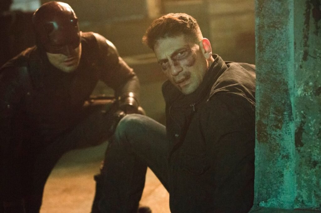 Charlie Cox (left) and Jon Bernthal (right) pictured in the Netflix Daredevil series | Agents of Fandom