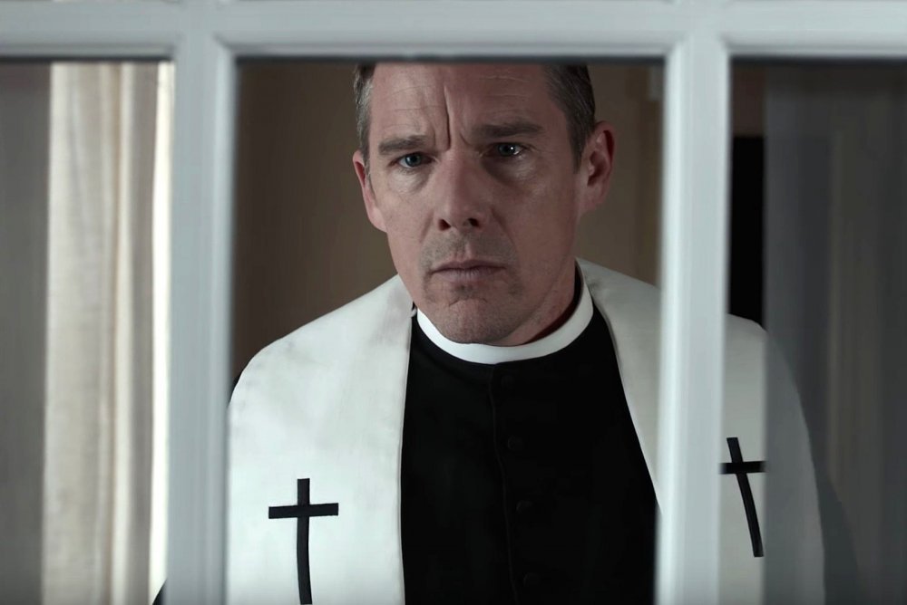 Ethan Hawke transcends humanity in the deep character study that takes place in First Reformed | Agents of Fandom