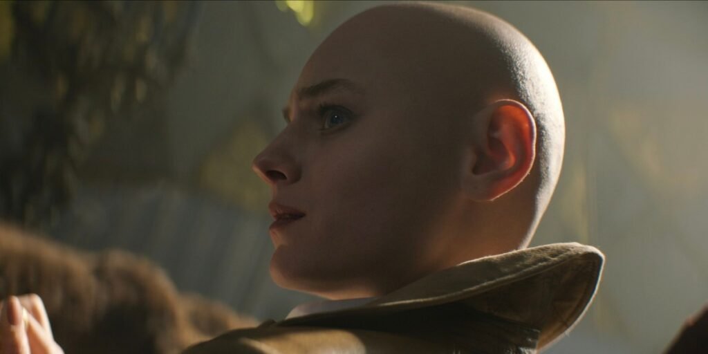 Emma Corrin as Cassandra Nova looking worried in a scene from Deadpool & Wolverine | Agents of Fandom