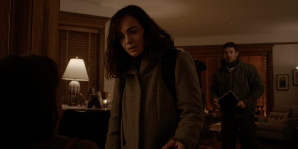 Alice Braga talking to a woman with Joel Edgerton standing behind her in Dark Matter Episode 5 | Agents of Fandom