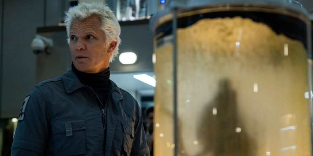 Kirsh looks upon the experimental synthetics in Alien: Earth | Agents of Fandom