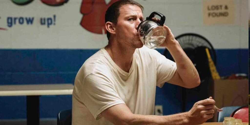 Channing Tatum drinks straight from the coffee pot in Roofman | Agents of Fandom