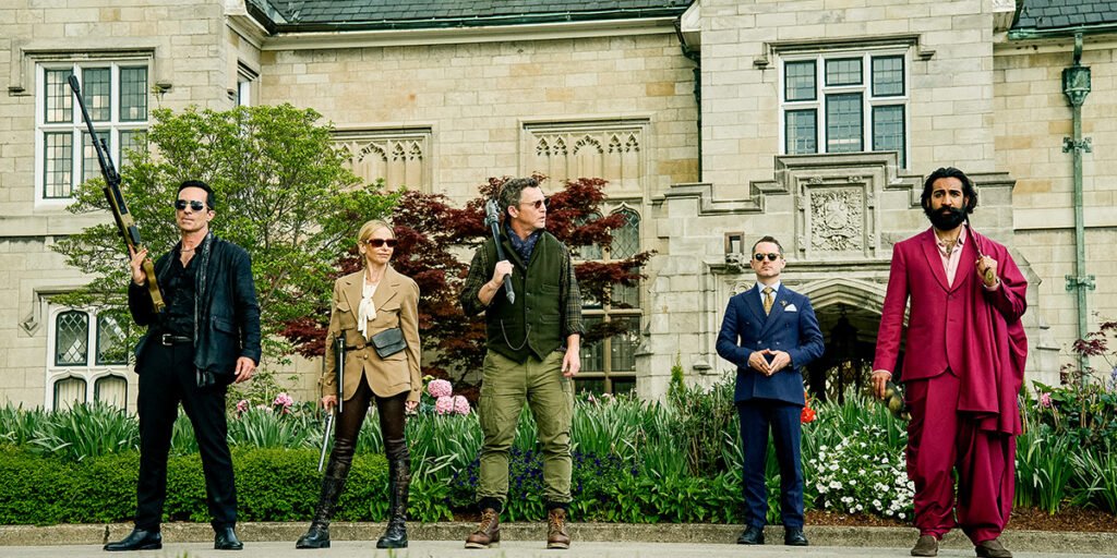 Elijah Wood, Nestor Carbonell, Shawn Hatosy, and Sarah Michelle Gellar in 'Ready or Not 2: Here I Come' | Agents of Fandom