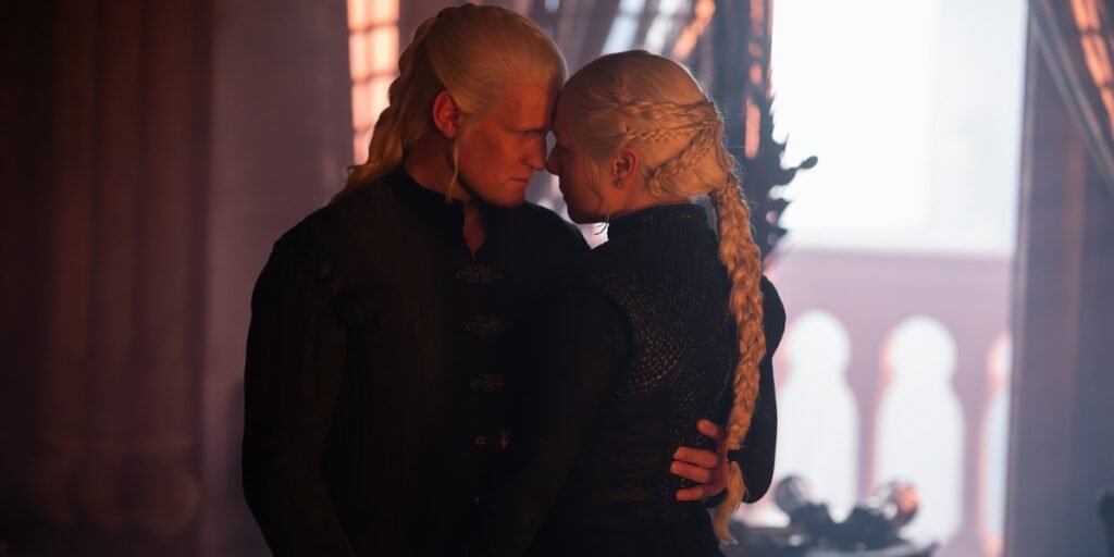 Daemon and Rhaenyra embrace in HOTD Season 3 | Agents of Fandom
